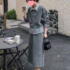 假两件条纹拼接卫衣套装女半身裙早秋2025新款两件套高级感新中式