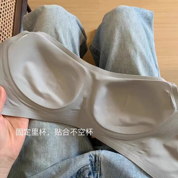 Comfortable demi-season underwear