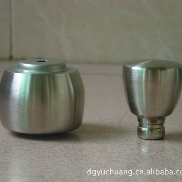 供应五金冲压，拉伸件，弹片，散热片，各种金属材料冲压件