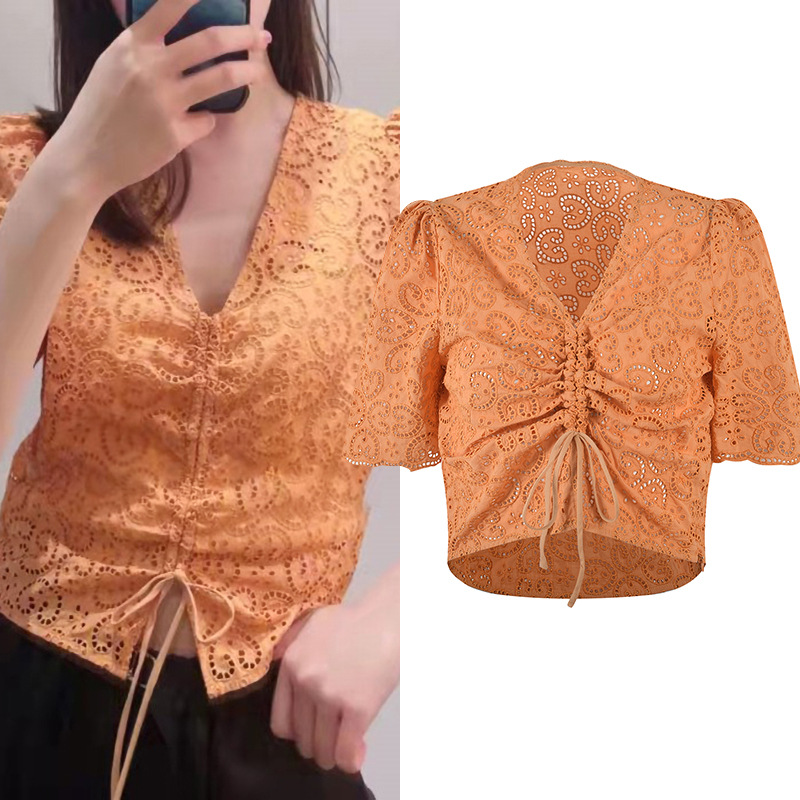 2022夏季新款女装时尚简约抽绳褶裥V领镂空性感钩花衬衫上衣