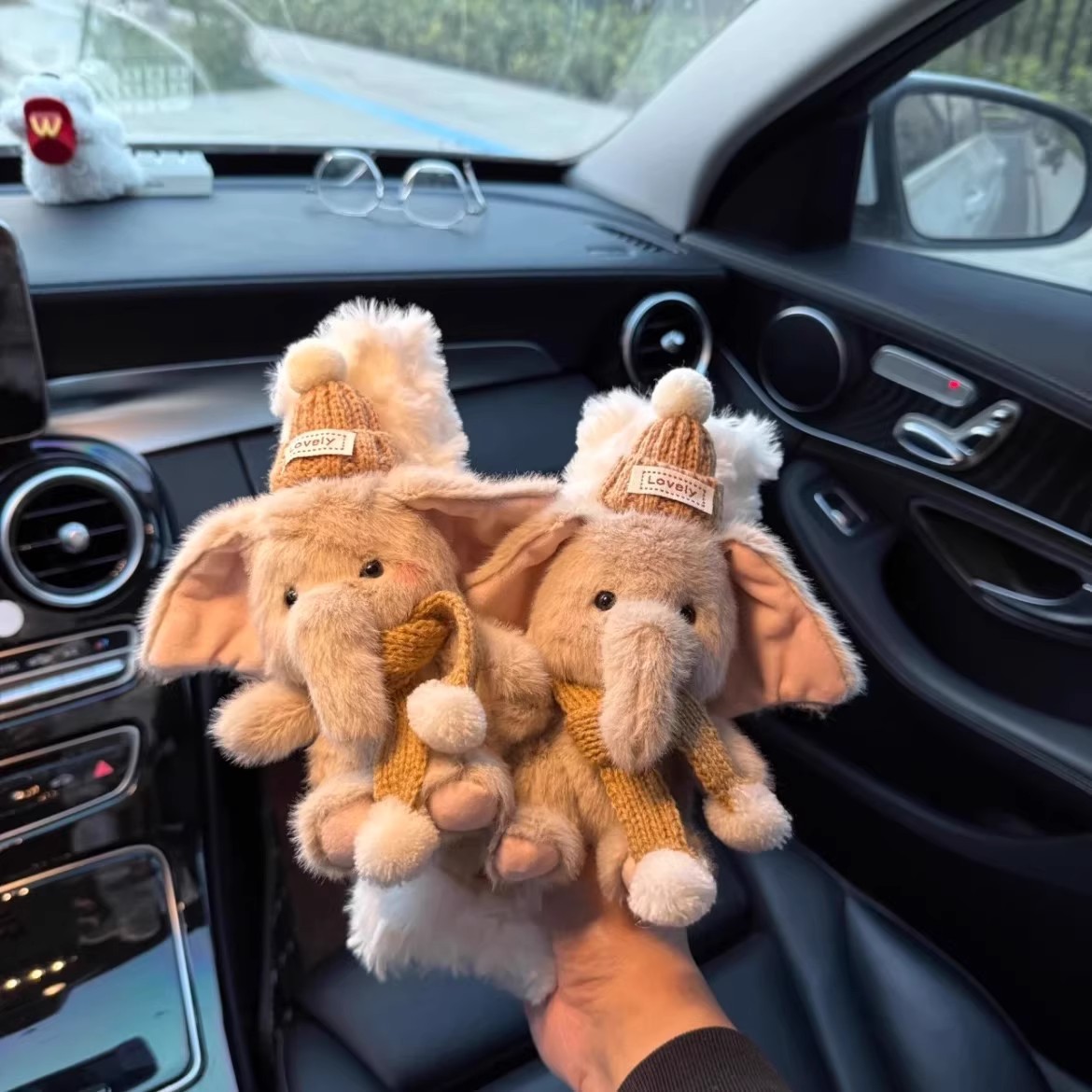 Little Elephant Seatbelt Shoulder Pad Car Decoration Cute High-End Accessory for Girls and Couples Car Interior Ornament