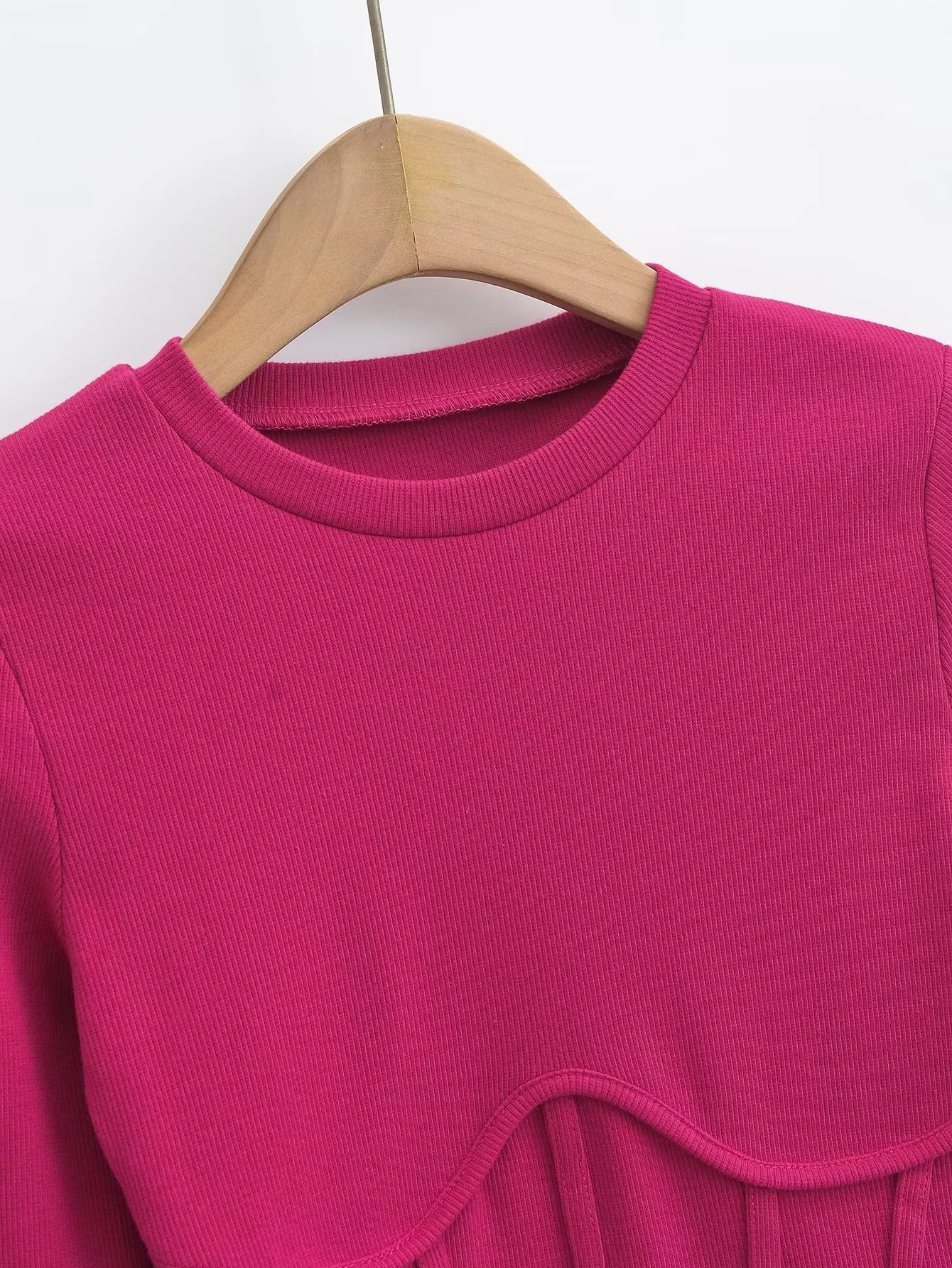 Stickad damtopp med lång ärm och fiskbensmönster slim fit_voghion.com