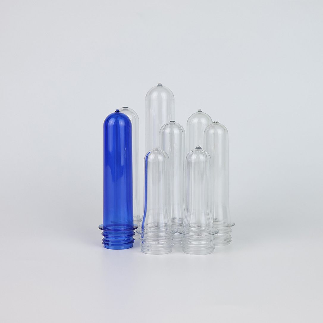 Proveedores al por mayor 28mm / 1881 botellas en blanco de grado alimenticio PET botellas en blanco de bebidas minerales botellas en blanco de nuevo material de producción