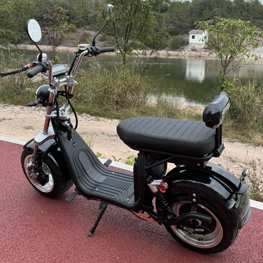 i13 Large Seat Cushion Wide Tire Electric Motorcycle