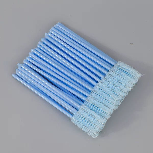 New Product 50 Disposable Eyelash Comb Eyebrow Brush Solid Rod Eyelash Comb Mascara Stick Eyelash Curling Beauty Tool Now