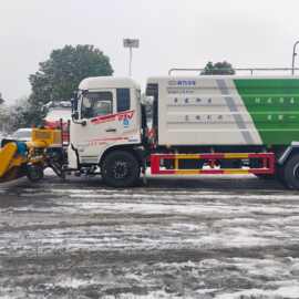 除雪滚刷图片视频效果厂家直销除雪设备自带动力扫雪滚刷