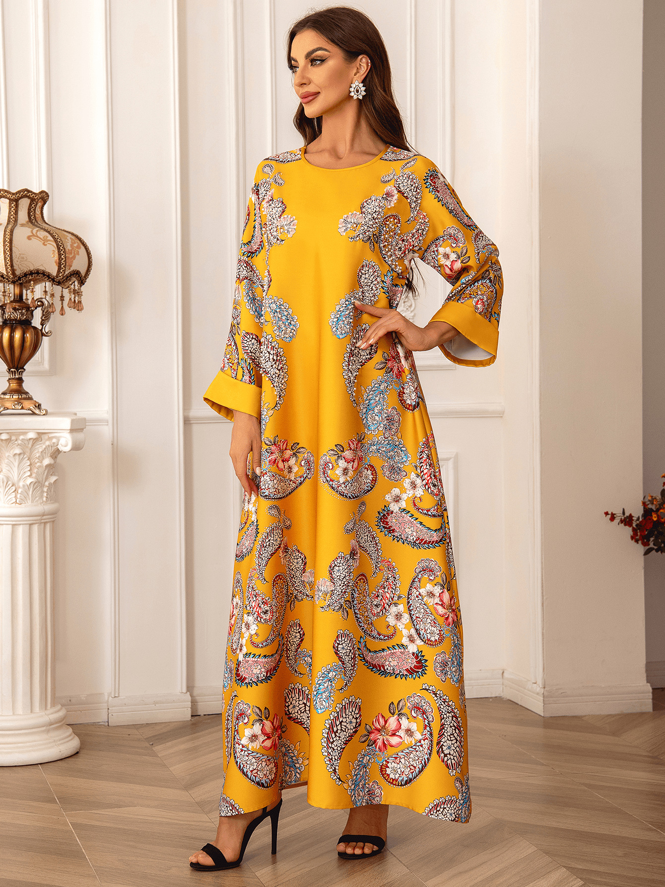 2405 Middle Eastern European Cross-border Muslim Women's Long-sleeved Floral Dress With Beading Rhinestones, Elegant And_ecoleips.com