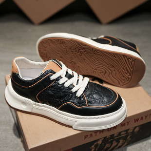 �����ﶬ�¿���ЬţƤ�n��Ь�ӳ�����p���Ь���e�ٴ�С��Ь