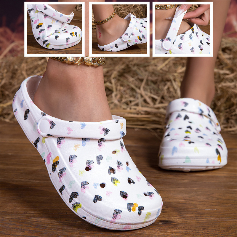 Cross-Border Croc Shoes Women's Non-Slip Cute Girly Heart Student Fashion Versatile Outerwear Baotou Beach Sandals New Style