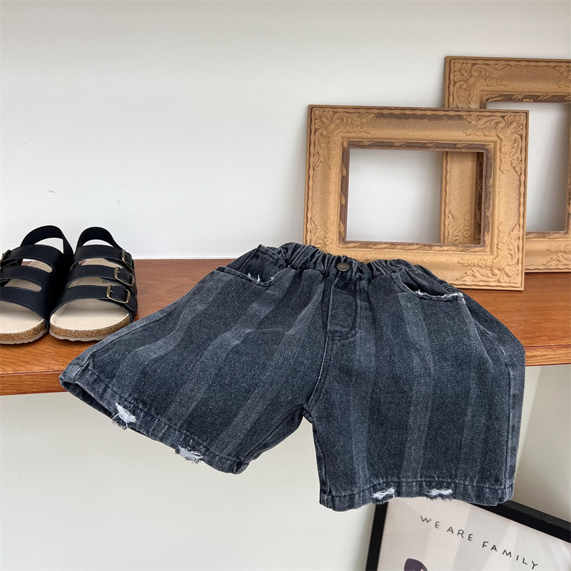 Boys summer American distressed shorts, children's dark cut denim loose casual pants, 5/4 pants_voghion.com