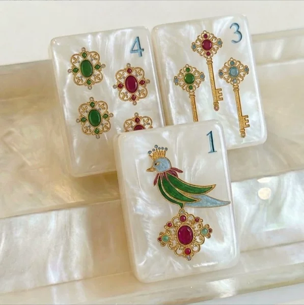 Pearl Shell American Acrylic Mahjong Tiles, Handcrafted European and American Mahjong Tiles, Portable Cross-Border Mahjong, Accept Custom Designs, Factory
