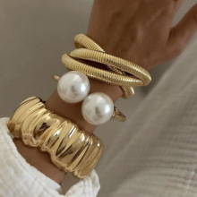 欧美跨境饰品 ins不规则褶皱合金手镯 水滴交叉珍珠Bracelet套装
