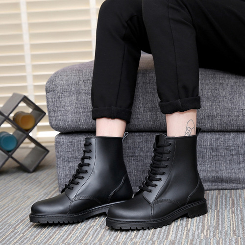 Korean style couple short booties with laces fashion Martin new rain boots for both sunny and rainy days, motorcycle water boots rubber shoes 