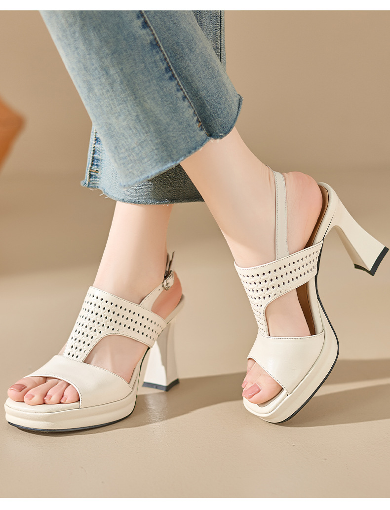 Sandal cao gót nữ hở mũi quai ngang khóa gót 9 cm — màu trắng ngà chi tiết 1