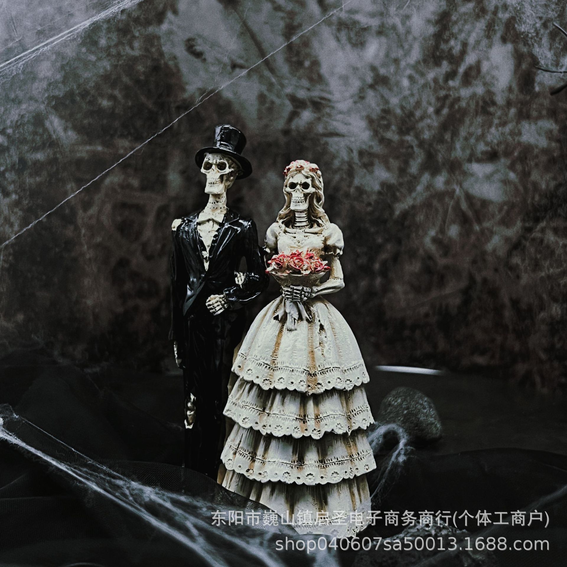 Retro nuevos productos de Halloween esqueletos parejas de resina adornos de escritorio para el hogar entrada jardín y otros regalos decorativos