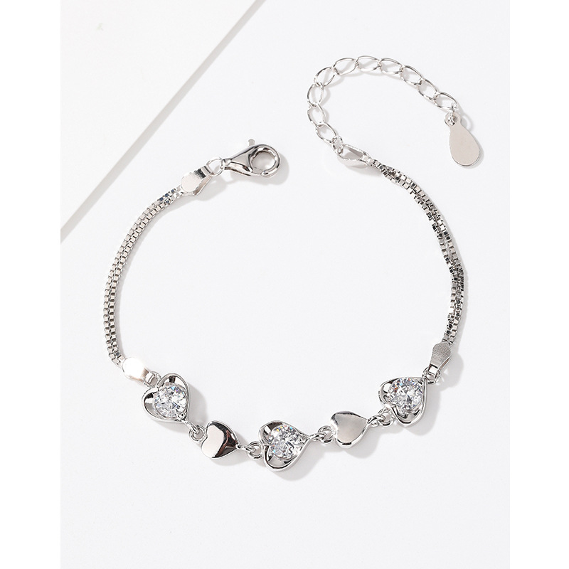 S925 plata esterlina pulsera en forma de corazón para las mujeres luz lujo nicho diseño alto sentido 2024 nuevo estilo frío estilo novias pulsera