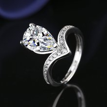 直播新款皇冠欧美流行指环天使之吻仿莫桑钻水滴锆石开口银戒指女