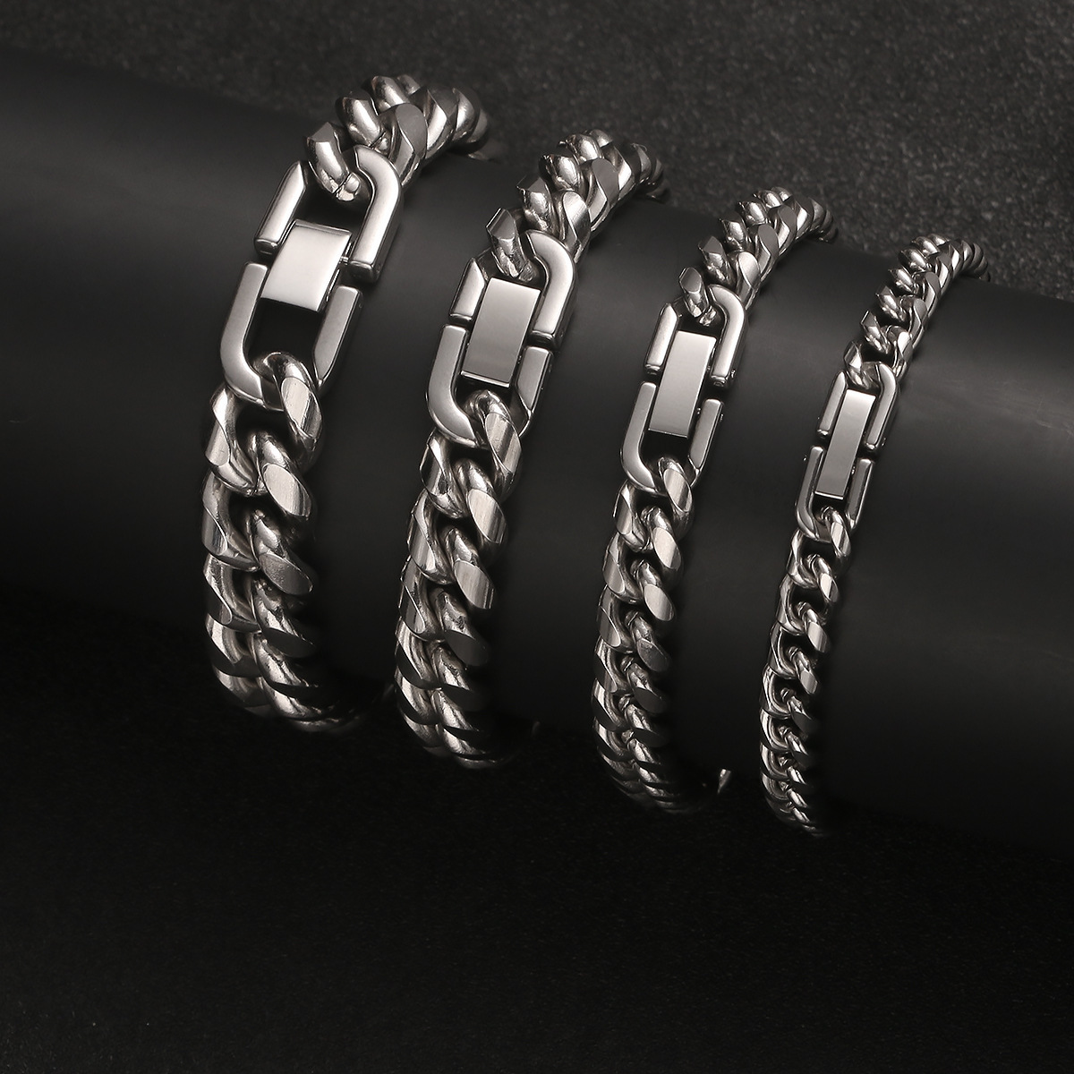 Titanium Steel Bracelet Men's Jewelry Cuban Accessible Luxury Jewelry Ins Niche Design Female Couple Student Trendy Brand Bracelet