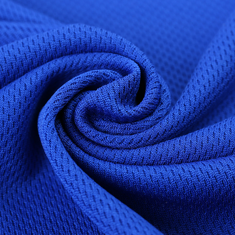 六角米通足球网布 全涤吸湿速干T恤面料 针织运动球服面料