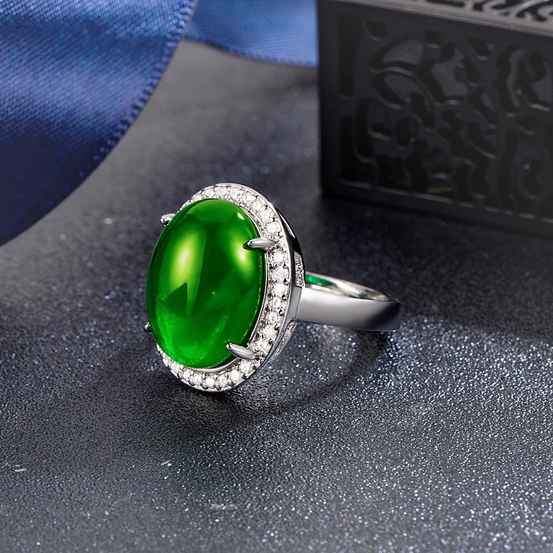 Organic agate emerald one size ring jade, ice imitation, with gem