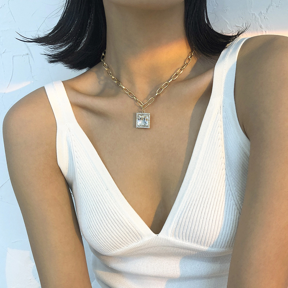 Fashion Square Diamond Thick Chain Pendant Necklace display picture 2