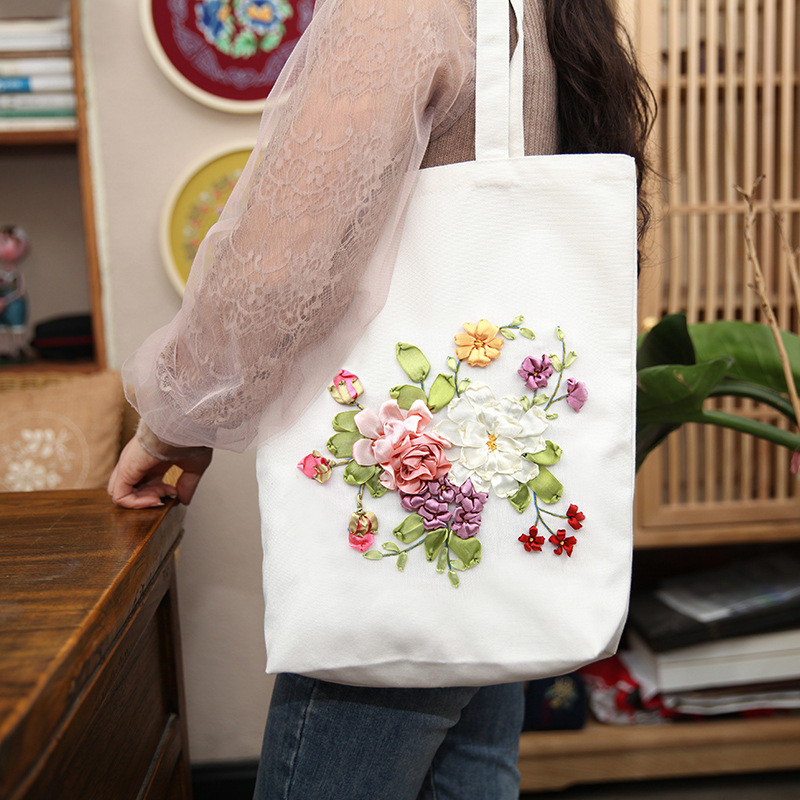 Hecho a mano DIY cinta bordada bolsa de lona Lu bordado solo hombro bolso tridimensional bordado flor lienzo mujer bolsa grande