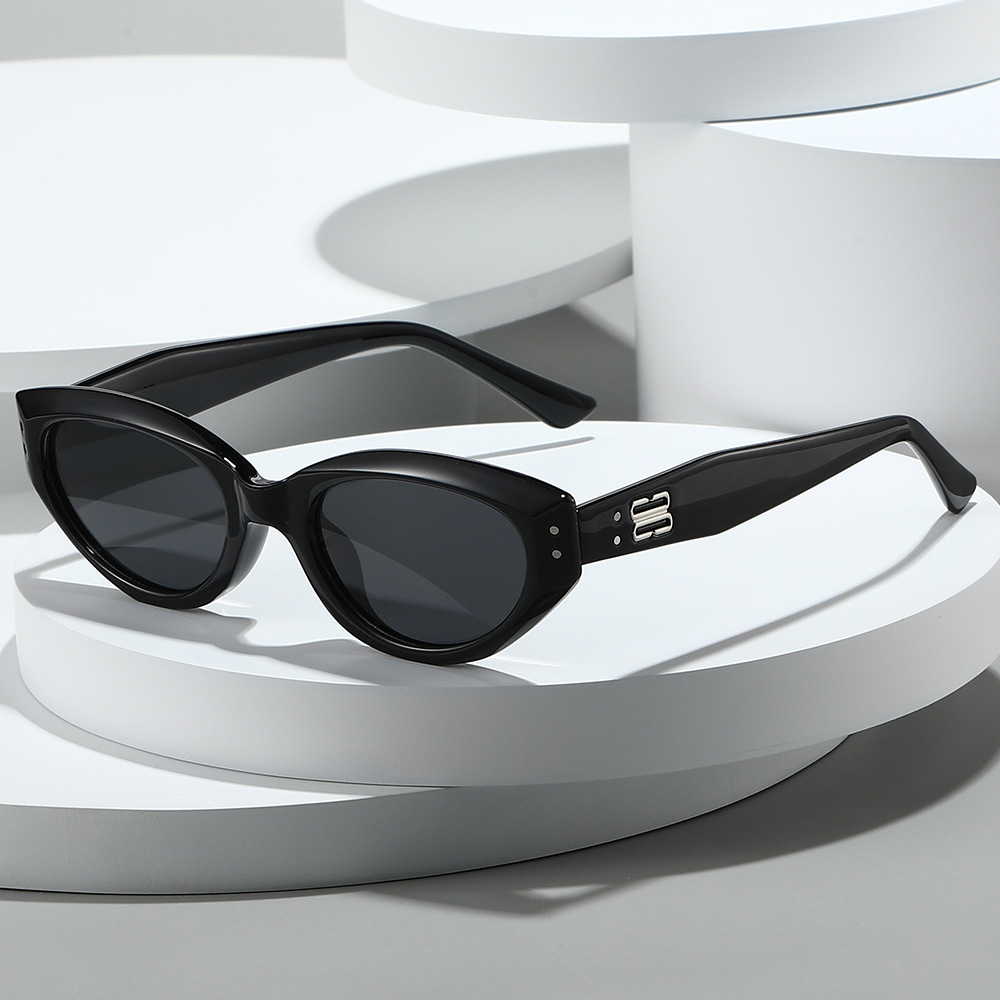 2023新款韩版黑色猫眼墨镜女潮小脸凹造型眼镜遮阳ins街拍太阳镜