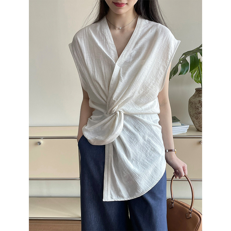 [Year-End Benefits Are Non-Refundable] Design-Inspired Twisted Sleeveless Shirt for Women, V-Neck Elegant Shirt Top 2709