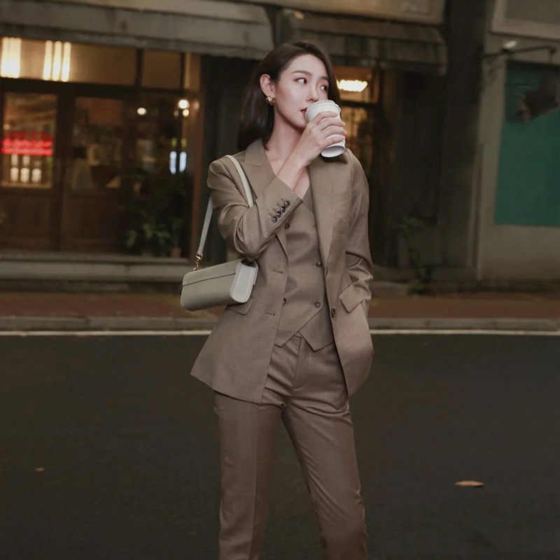 春秋冬季高端咖色通勤修身西装上衣外套正装西服马甲小脚裤套装女|undefined