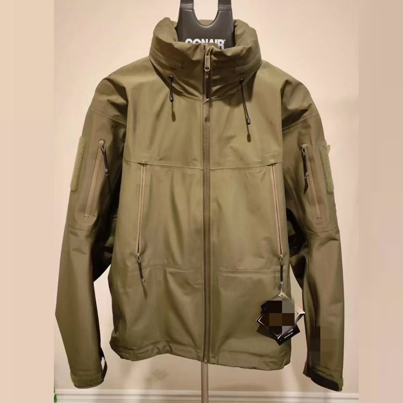 Taizhou Factory In-Stock Outdoor Hardshell Jackets for Men and Women, Windproof, Waterproof, Breathable, Hooded Mountaineering Jackets Wholesale Taizhou Factory In-Stock Outdoor Hardshell Jackets for Men and Women, Windproof, Waterproof, Breathable, Hooded Mountaineering Jackets Wholesale