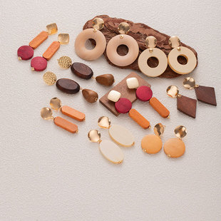 �W���羳�׺�ľ�|���h�߼��Џ͹ź��sƴɫ�����U��ľ�^���K���Ů