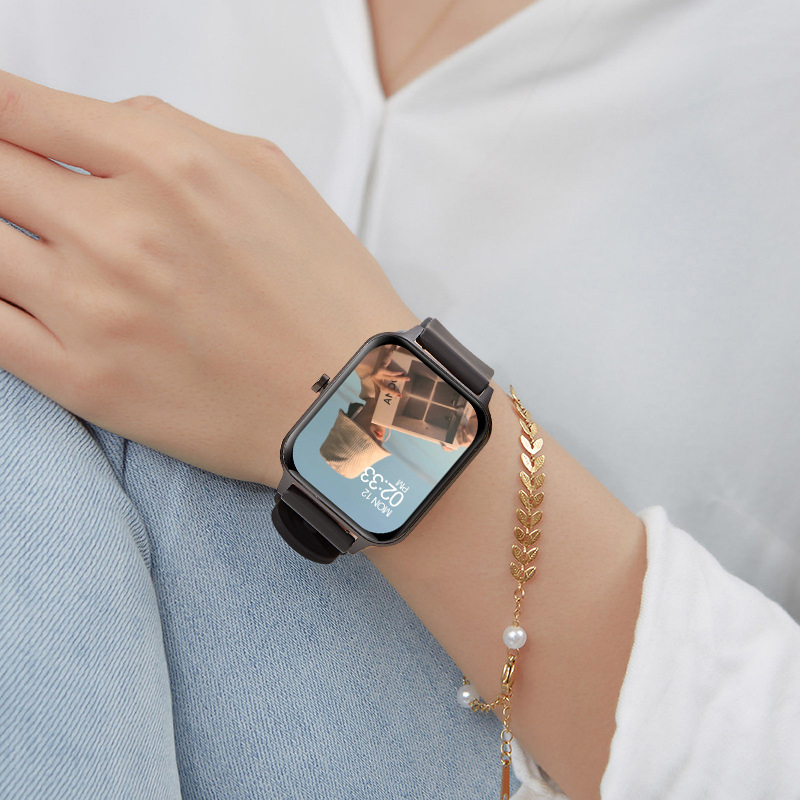 Luxurious black + slim body and fashionable appearance + multi-function