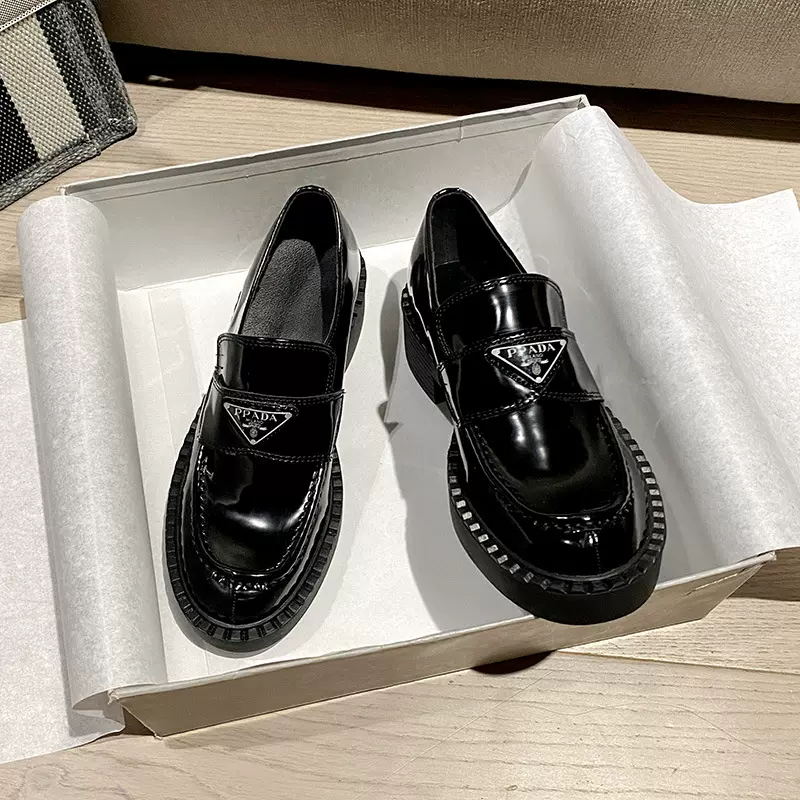 乐福鞋女一脚蹬2025新款单鞋黑色英伦风软底小皮鞋粗跟厚底58舒适