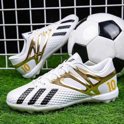 Cristiano Ronaldo cross-border sports football shoes men's low-top broken nails TF boys teenagers female students black and white training shoes