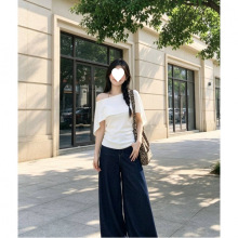 �羳���S�Ĳá�㼑��L¶��Ů��ɫ����T���ɳڸж���б�糣Ҏ����