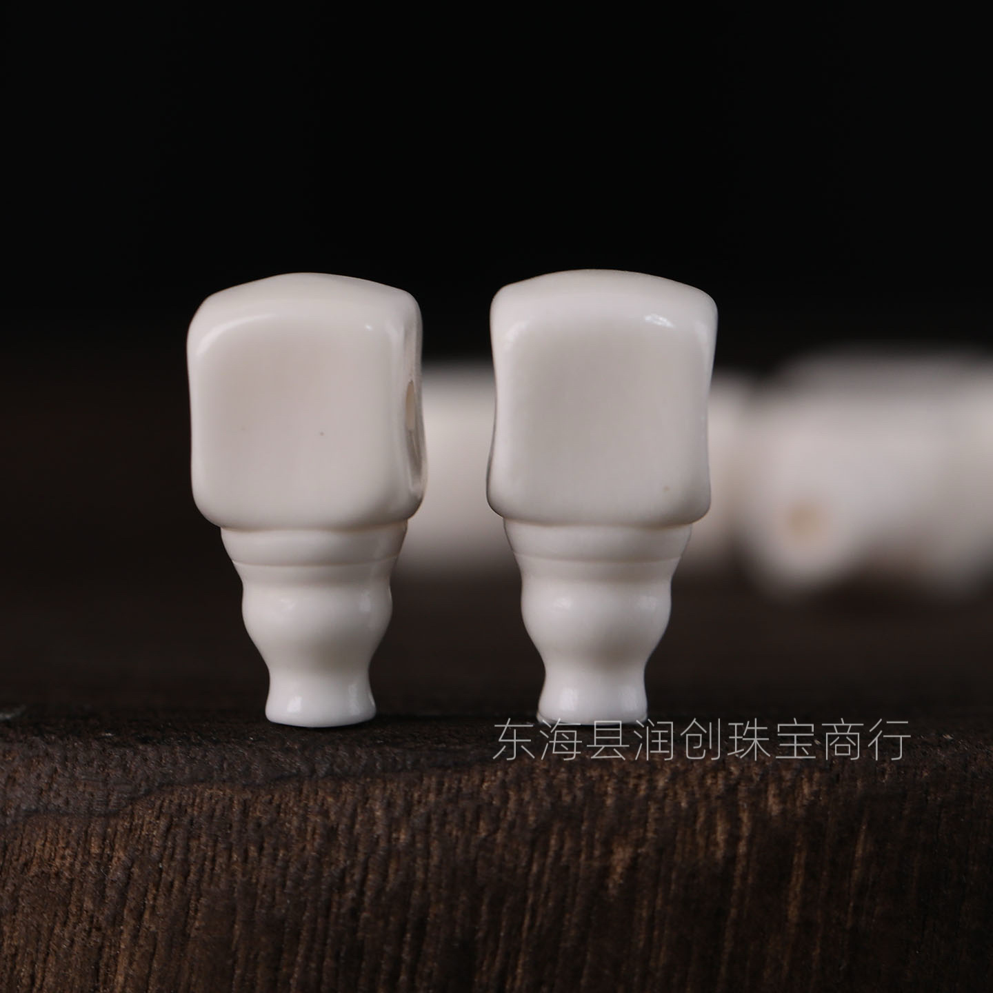 Camel bone cube-shaped three-way semi-finished craft accessory for Buddhist beads, handmade DIY bracelet separator bead accessory, decorative component