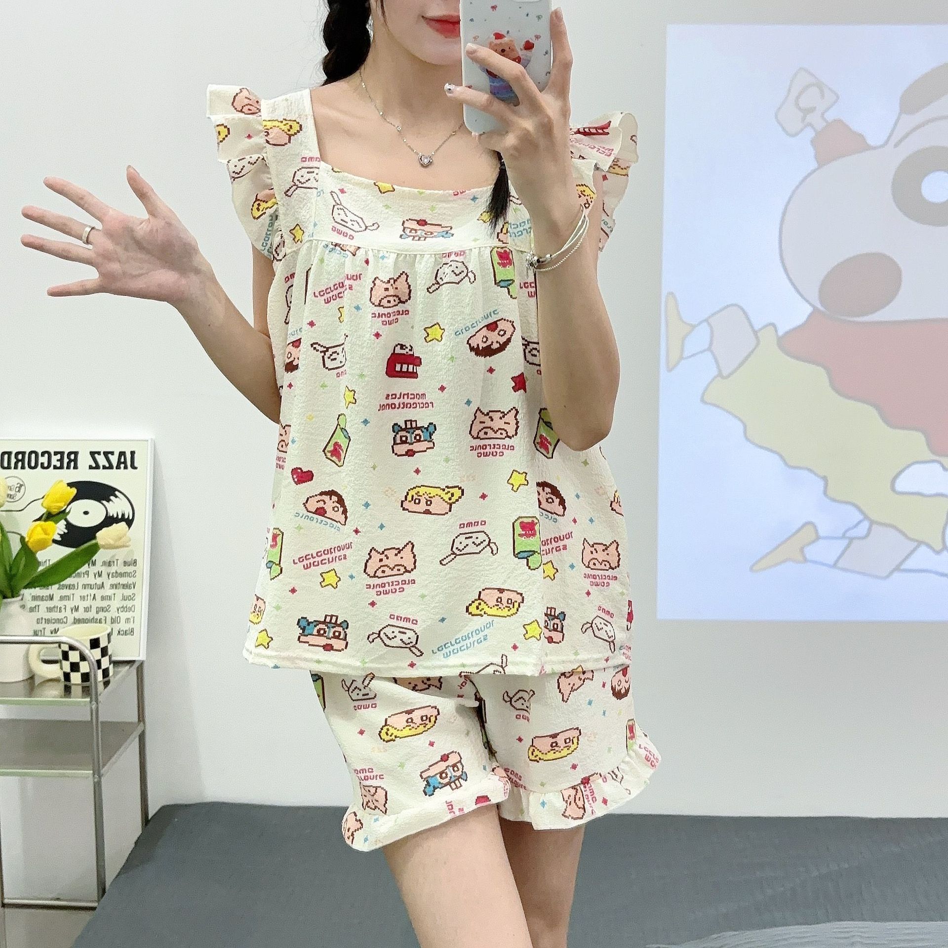 Tronos cortos de tirantes de verano al por mayor transfronterizos, pijamas arrugados, mujeres y niñas, ropa de casa de dibujos animados dulce y linda, traje de dos piezas