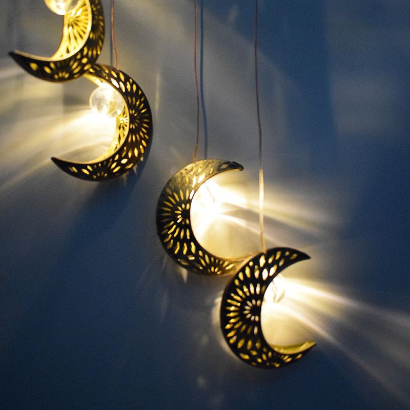 源头厂家新款太阳能月亮风铃LED镂空户外庭院灯花园景观装饰吊灯