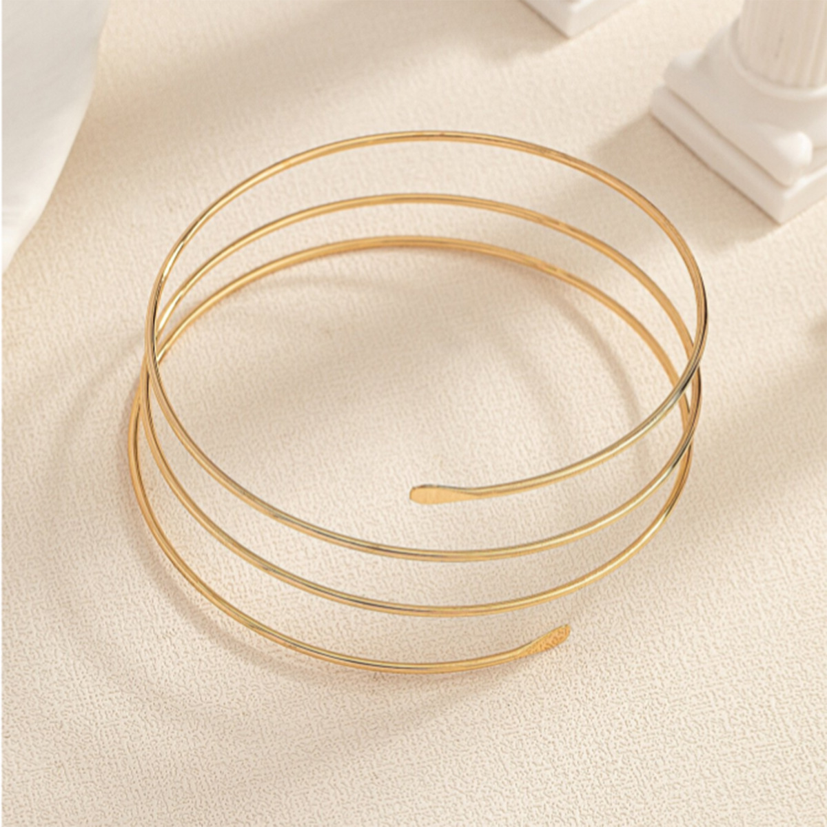 Wholesale Jewelry IG Style Simple Style Solid Color Alloy Arm Bracelet display picture 3