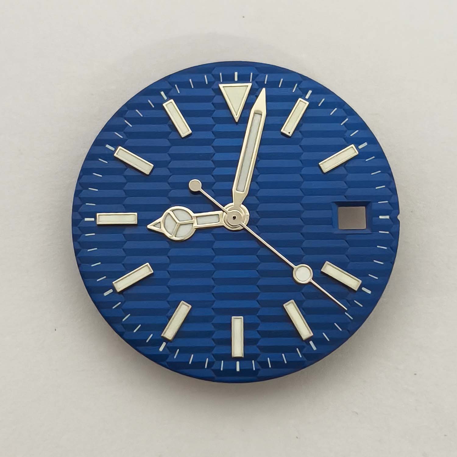 O1CN01P3zcxp1tK0jQ5B19L_!!2253