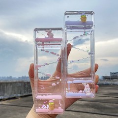 新商品の漫画の液体の砂時計の油滴の置物の油漏れの透明なアクリルは油を入れて工芸品のアイデアの贈り物を減らします。