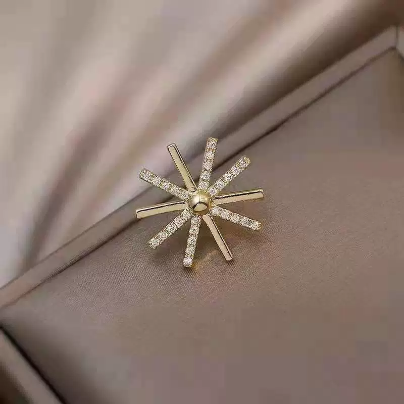 Cute high-end brooch with bow, pin, suit, protective underware, clips included