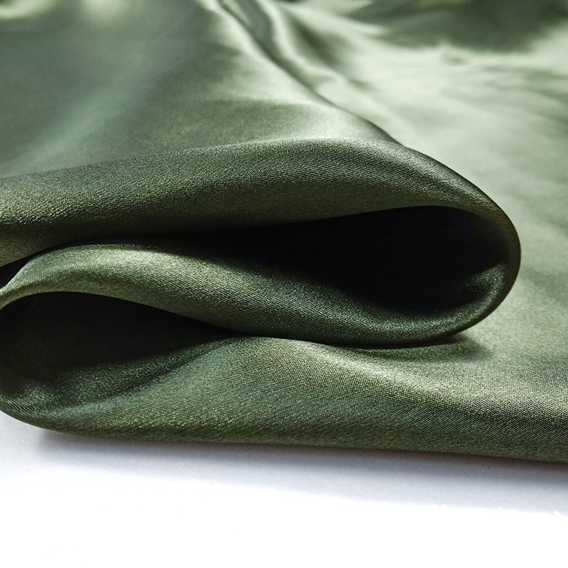 吉弟华都 Silk pijama, sleep mask, bedspread