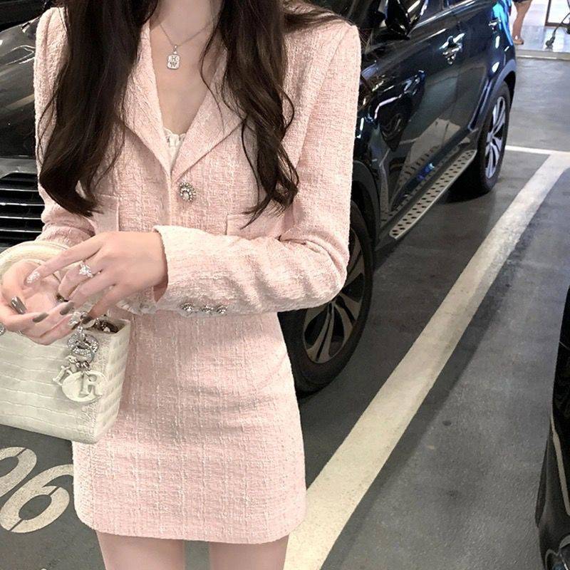 Set, short fuchsia classic suit jacket, fitted skirt, Chanel style, Korean style, high waist