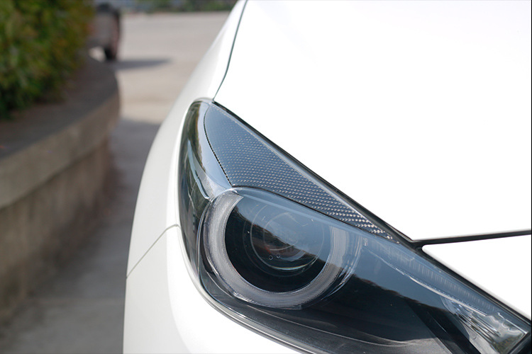 Carbon Fiber Headlight Eyelid Stickers For Mazda 3 Axela 14-19