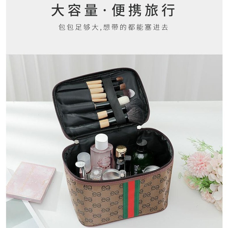 ブランド風化粧バッグ収納旅行外出携帯サラリーマン衝突色経典金対外貿易大量代発|undefined