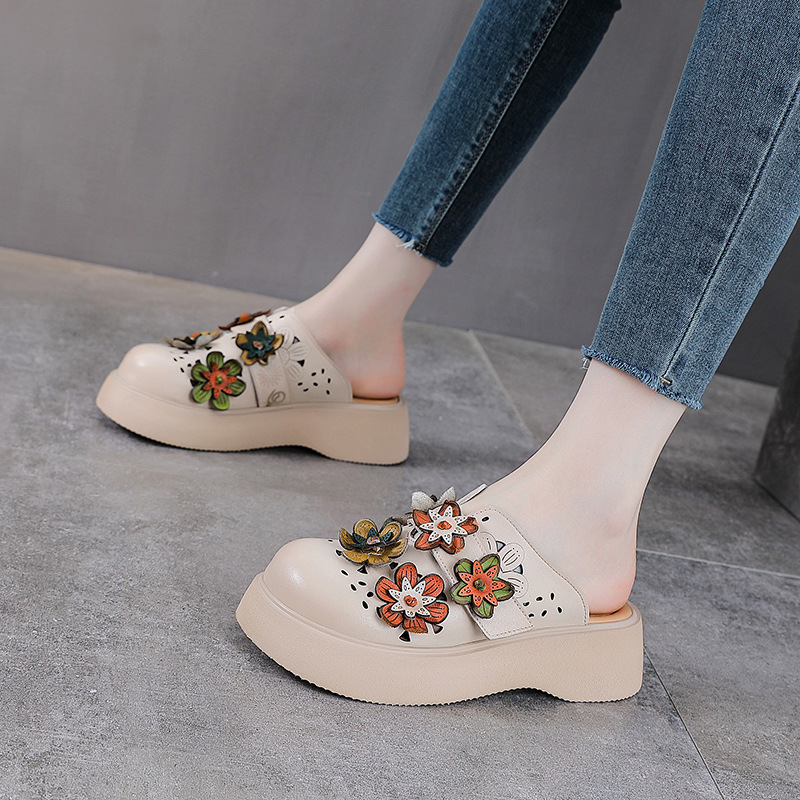 Dép sandal nữ đế dày da thật, quai chữ V đơn giản, túi hoa đi bên ngoài — Màu trắng be