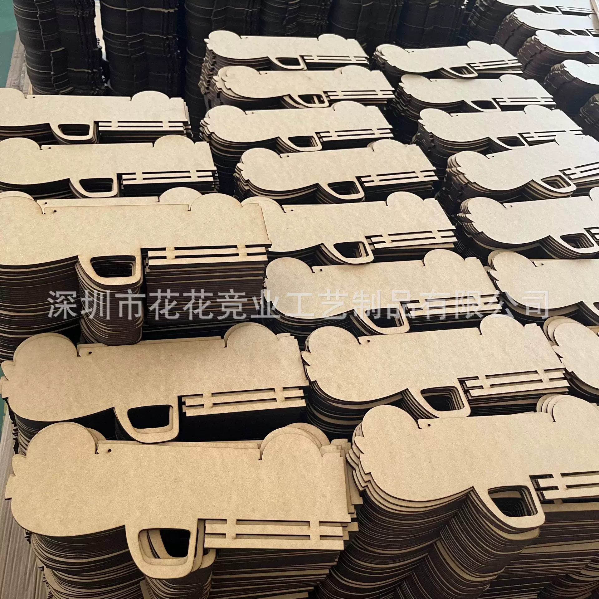 定制木板压缩板切割雕刻印刷 木板uv印刷木质吊牌印刷雕刻