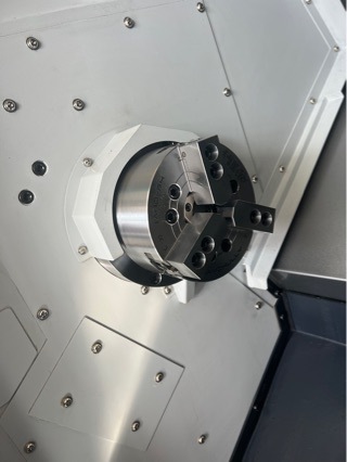 �϶�������ԭ��ɽ������LYNX 235������б��������