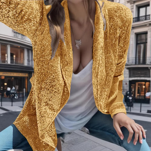 ���＾�W���羳���Q�¿�ż�ɫ���������e��ƬС���b����Ů